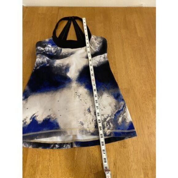 Lululemon Size 6 Womens Scoop Neck Black Blue Top Yoga Workout Shirt - Picture 5 of 8